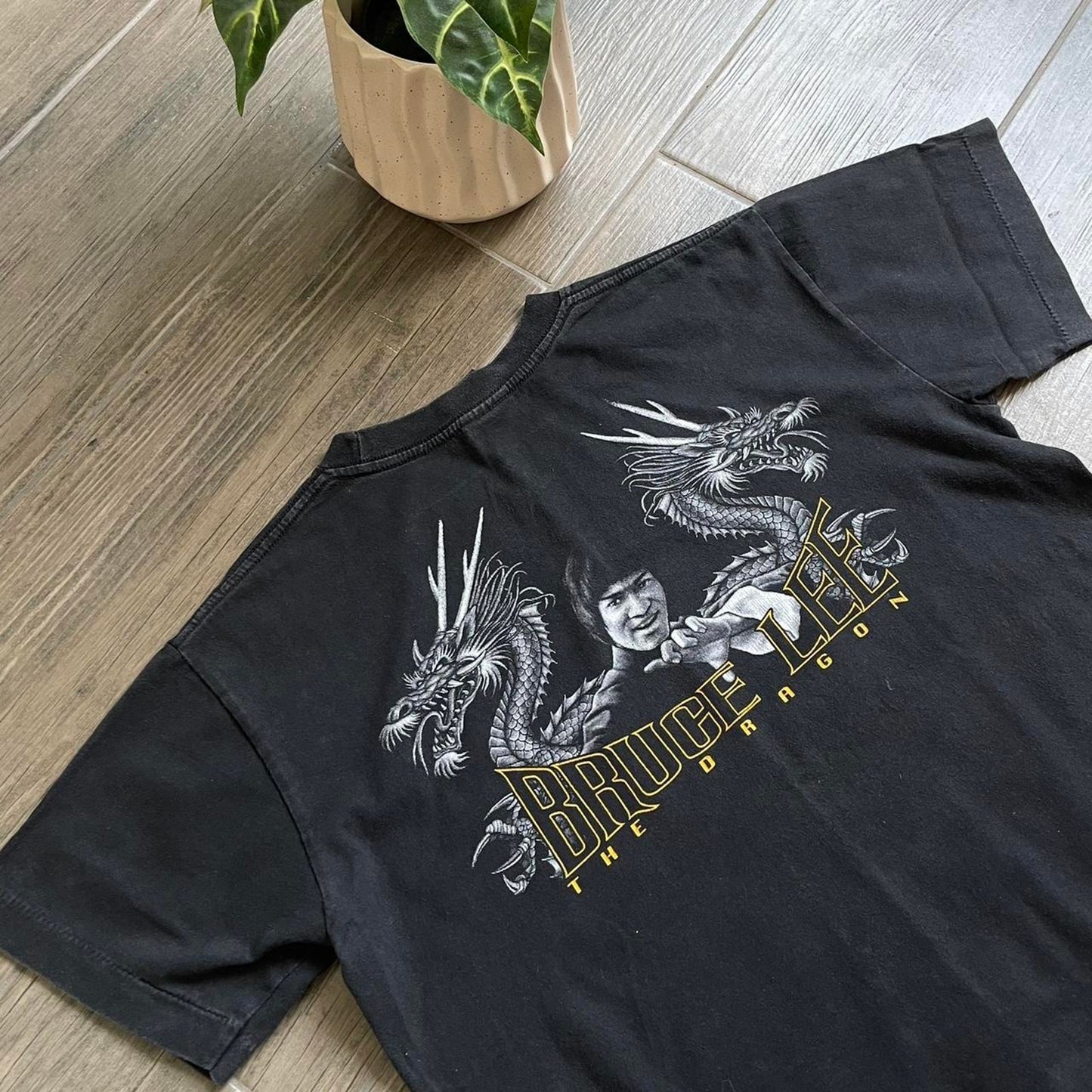 Bruce lee 90s single black tee