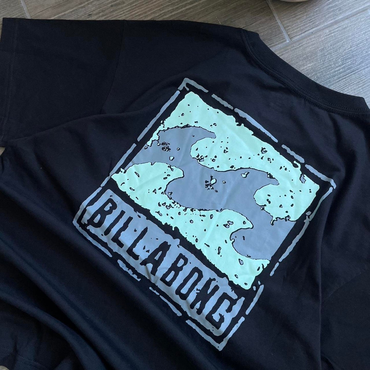 Billabong baggy surf y2k tee