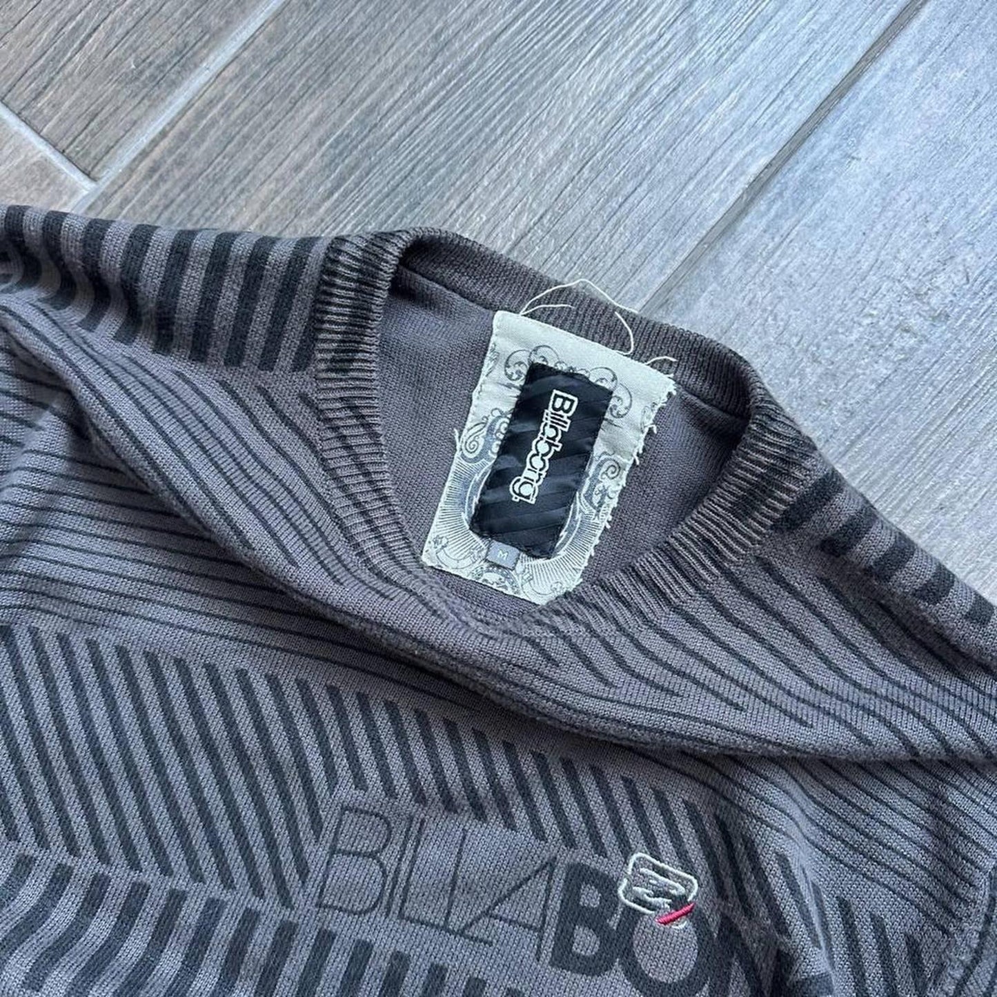 Billabong y2k surf-wear knitted jumper