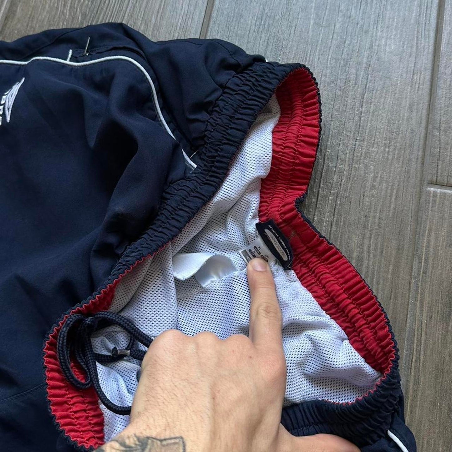 Umbro y2k nylon XL navy sweatpants