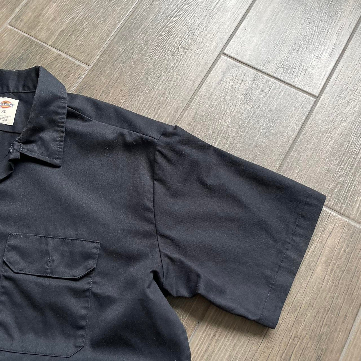 Dickies black retro shirt