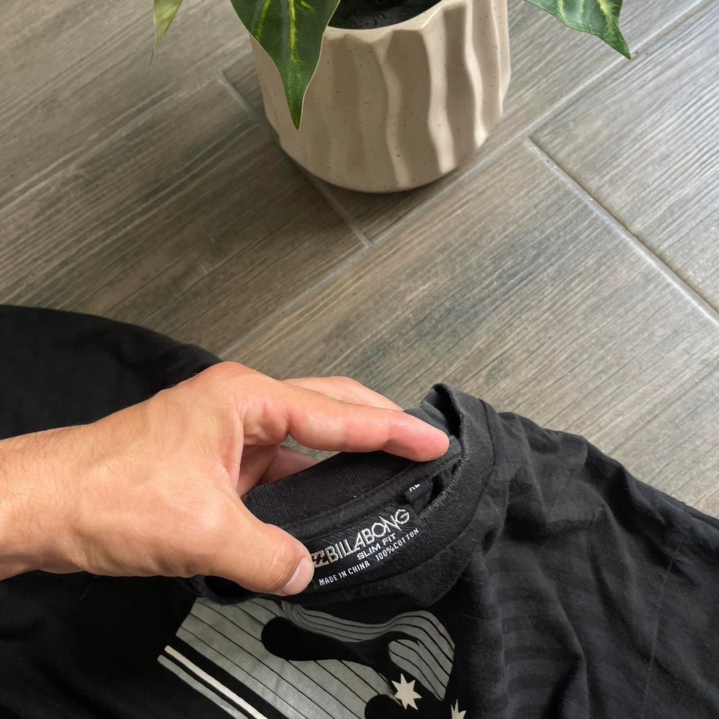 Billabong black baggy y2k tee