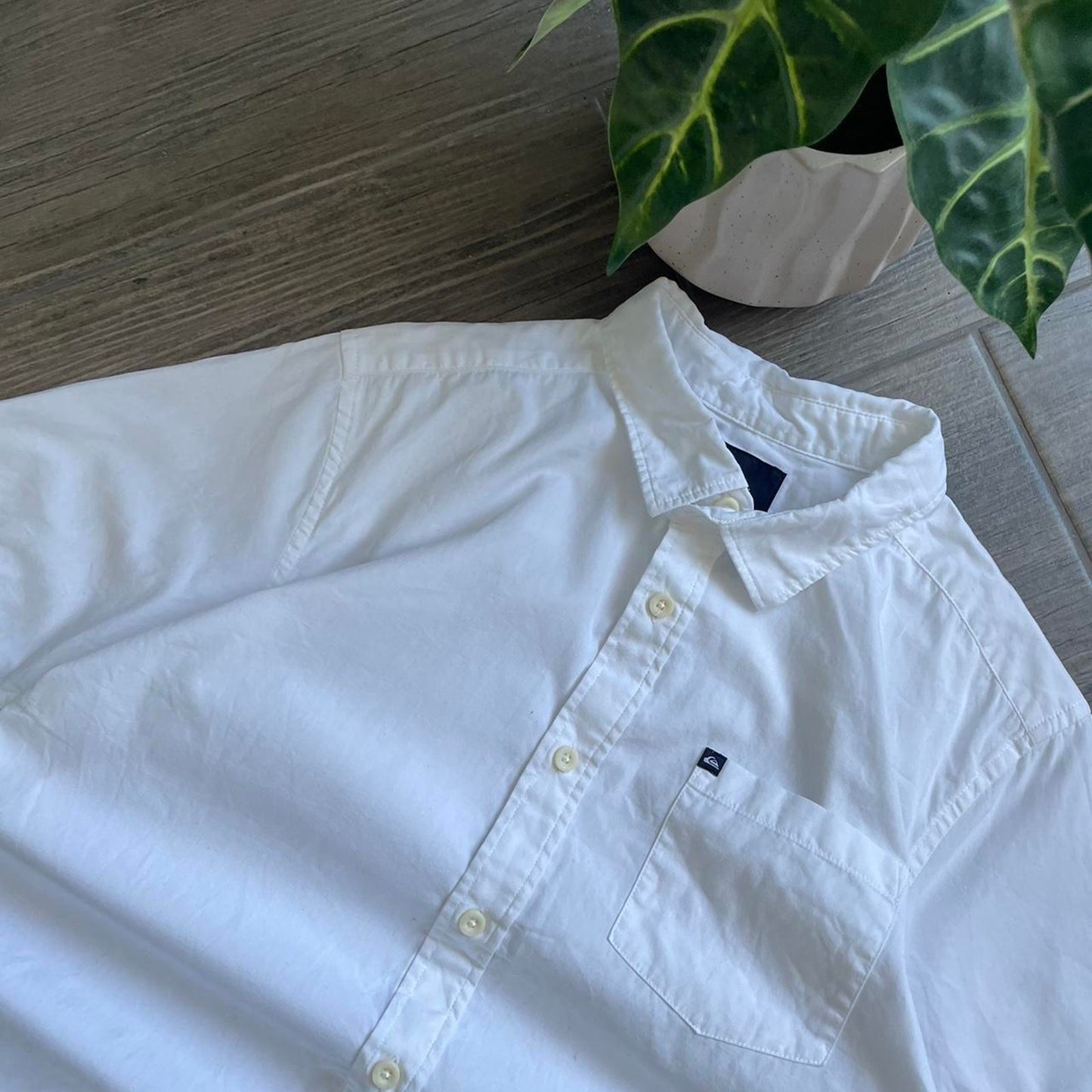 Quiksilver white summer shirt