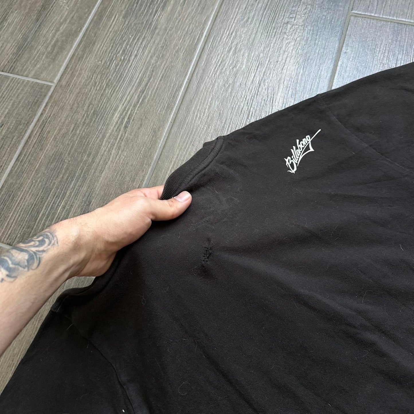 Billabong black surf tee