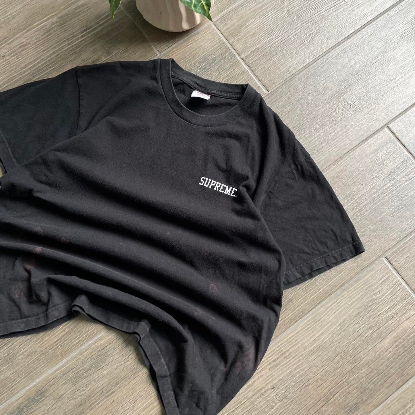 Supreme 100% authentic black tee