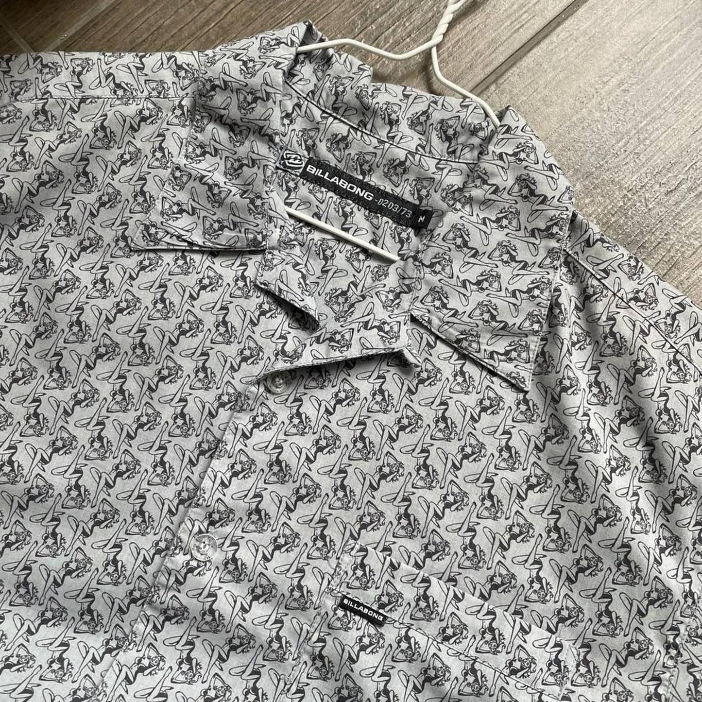 Billabong monogram y2k summer surf shirt