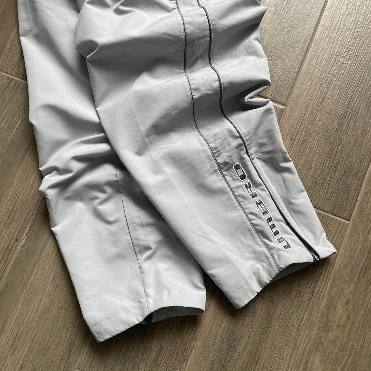 Umbro y2k grey track pants