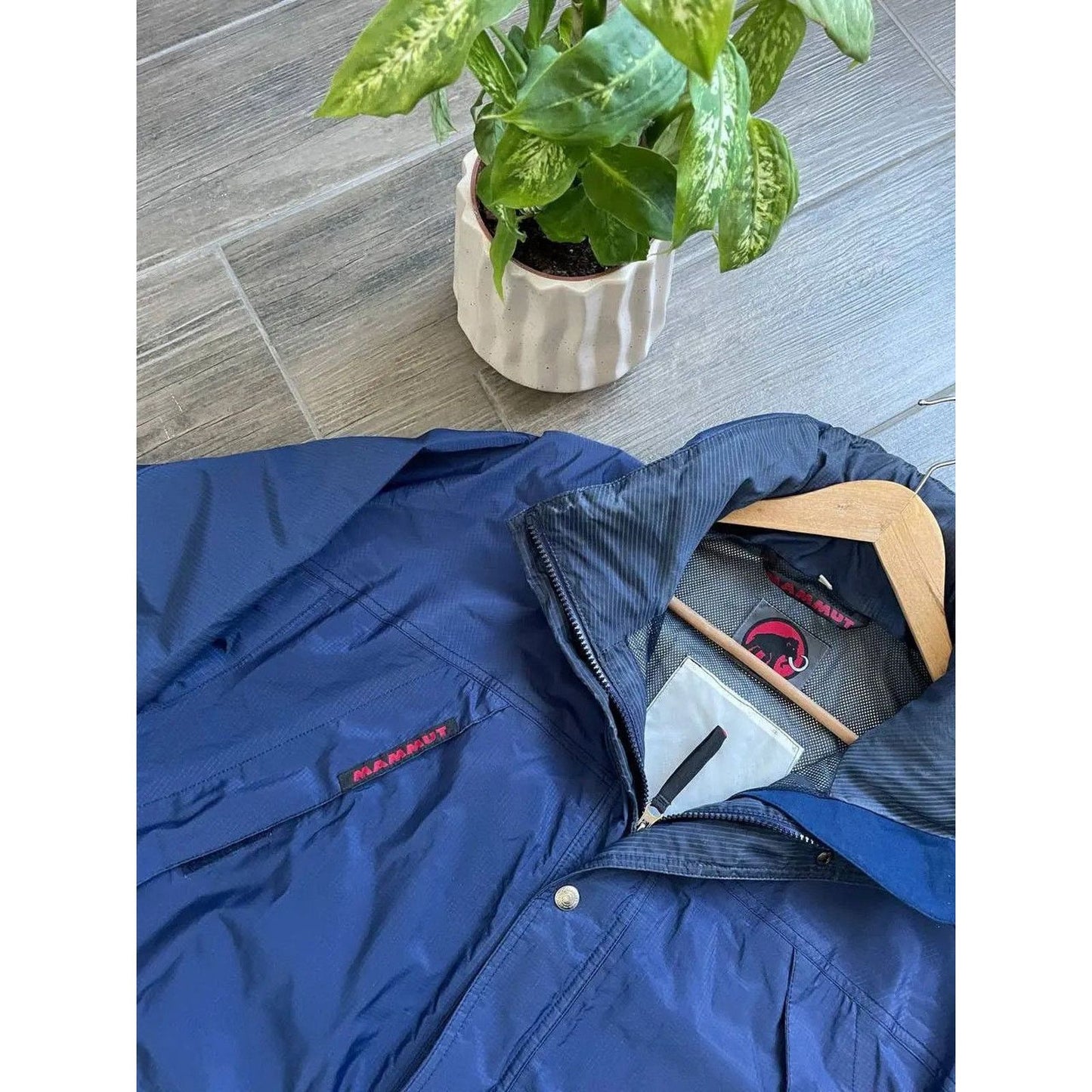 Vintage Mammut Gore Tex Outdoorlife raincoat ski Jacket