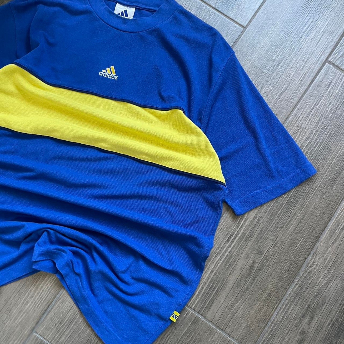 Adidas stripped vintage y2k baggy sport tee