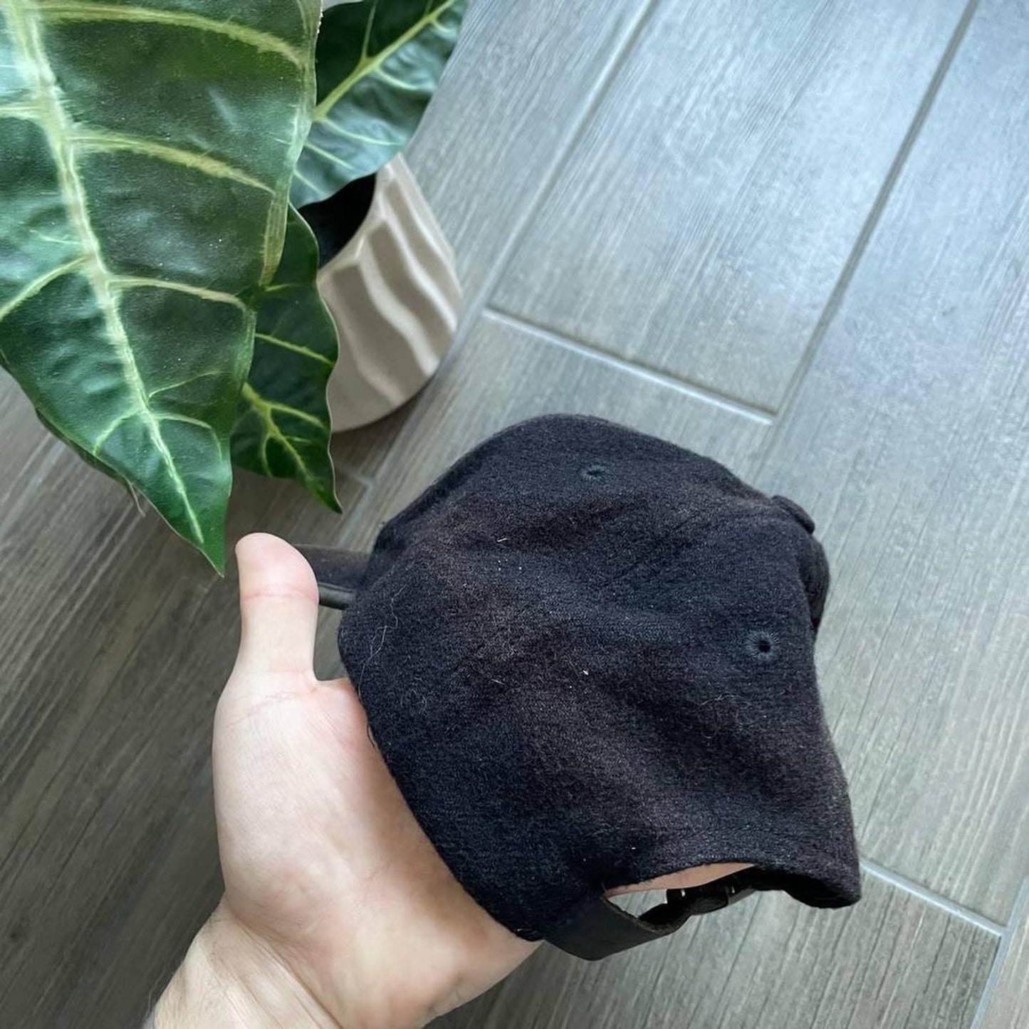 Nike small swoosh 90s woll hat cap