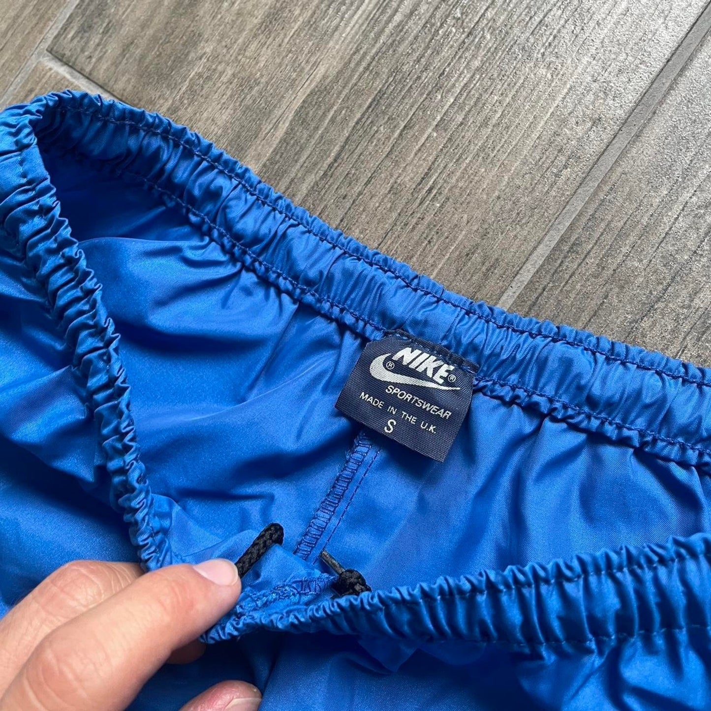 Nike archive 80s outdoor track pants