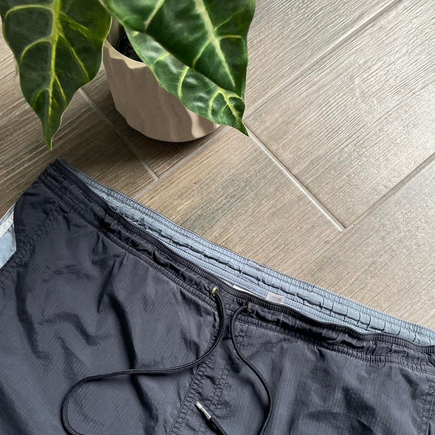 Adidas nylon vintage baggy shorts