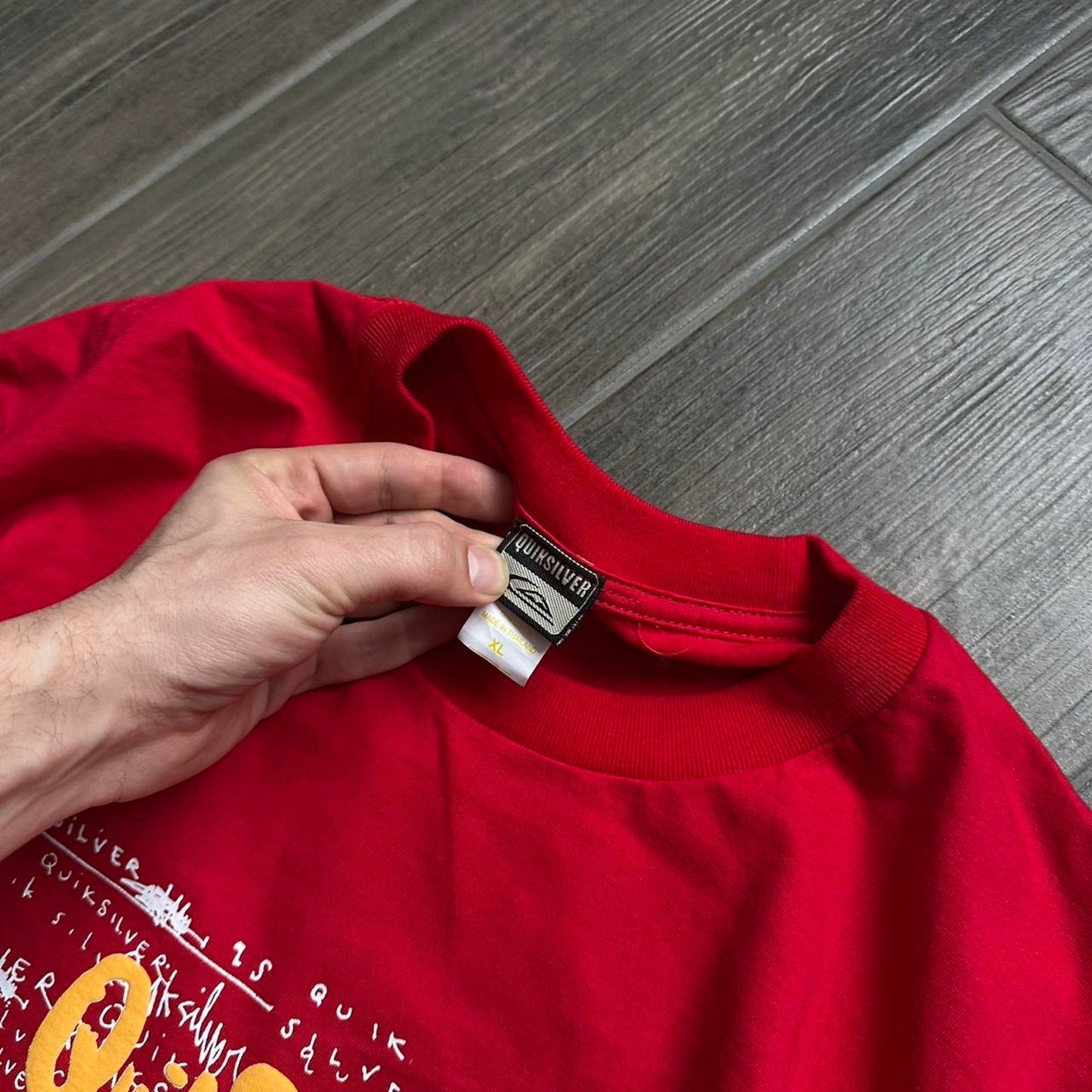 Quiksilver Thailand red vintage tee