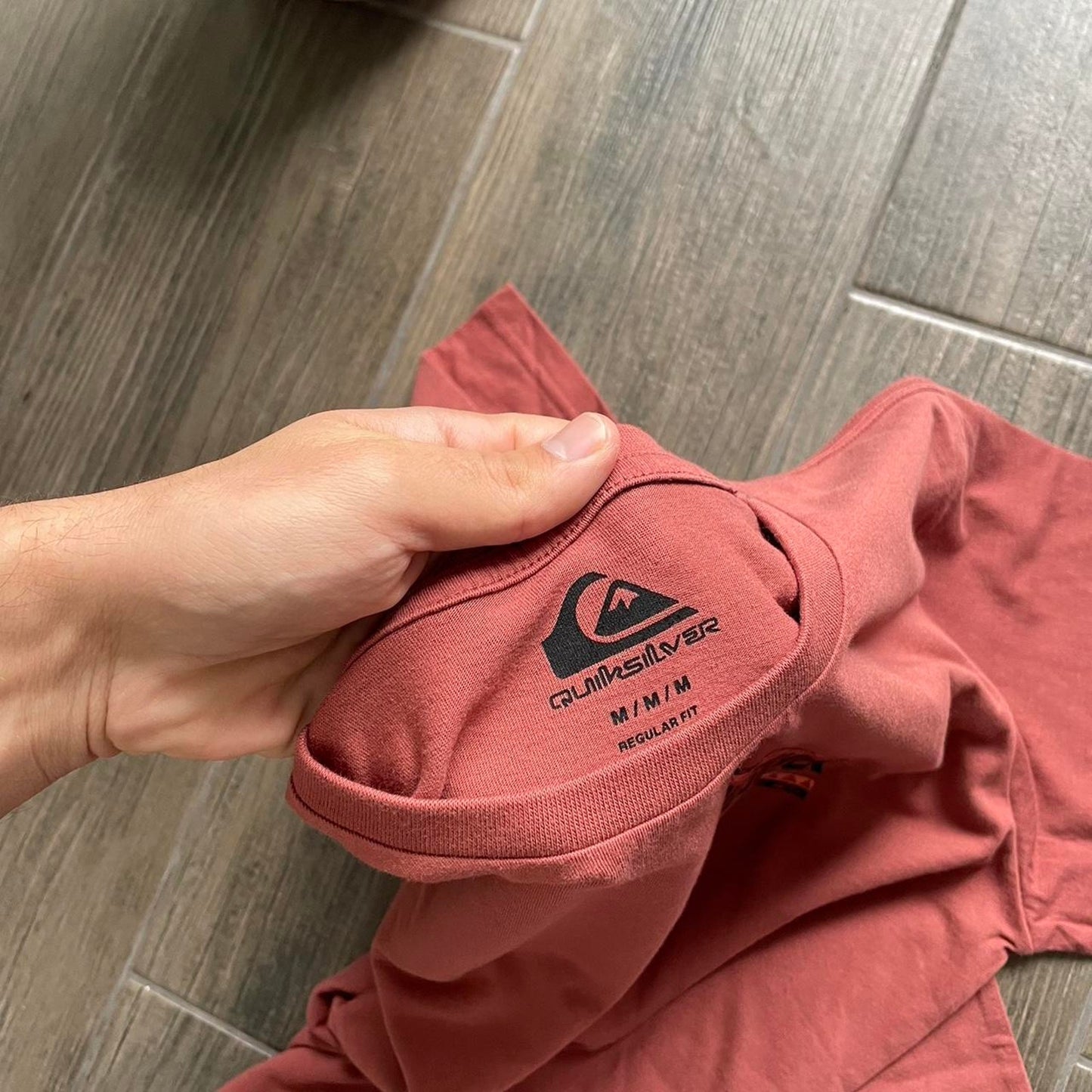 Quiksilver orange big logo surf cotton t-shirt M