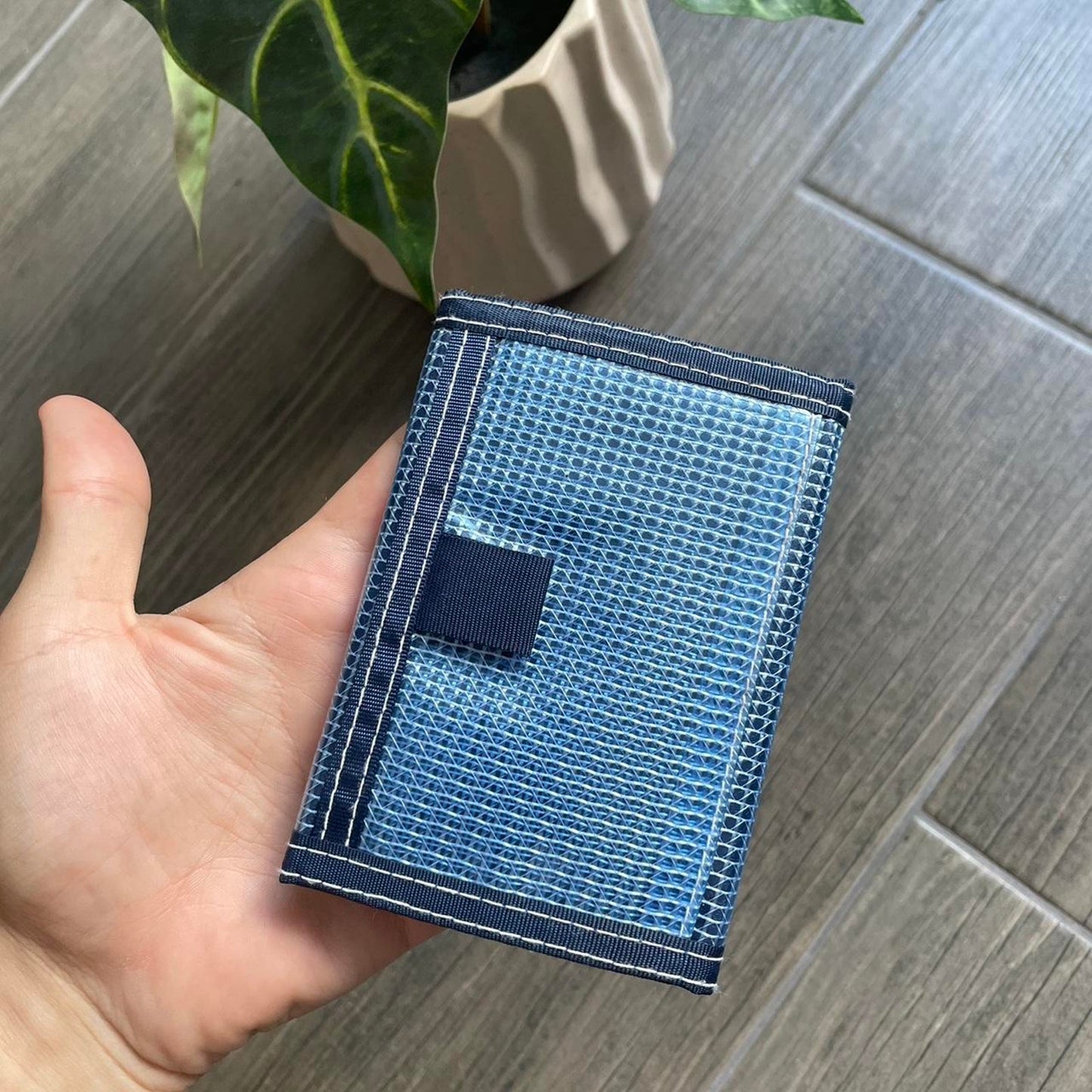Quiksilver y2k vintage wallet