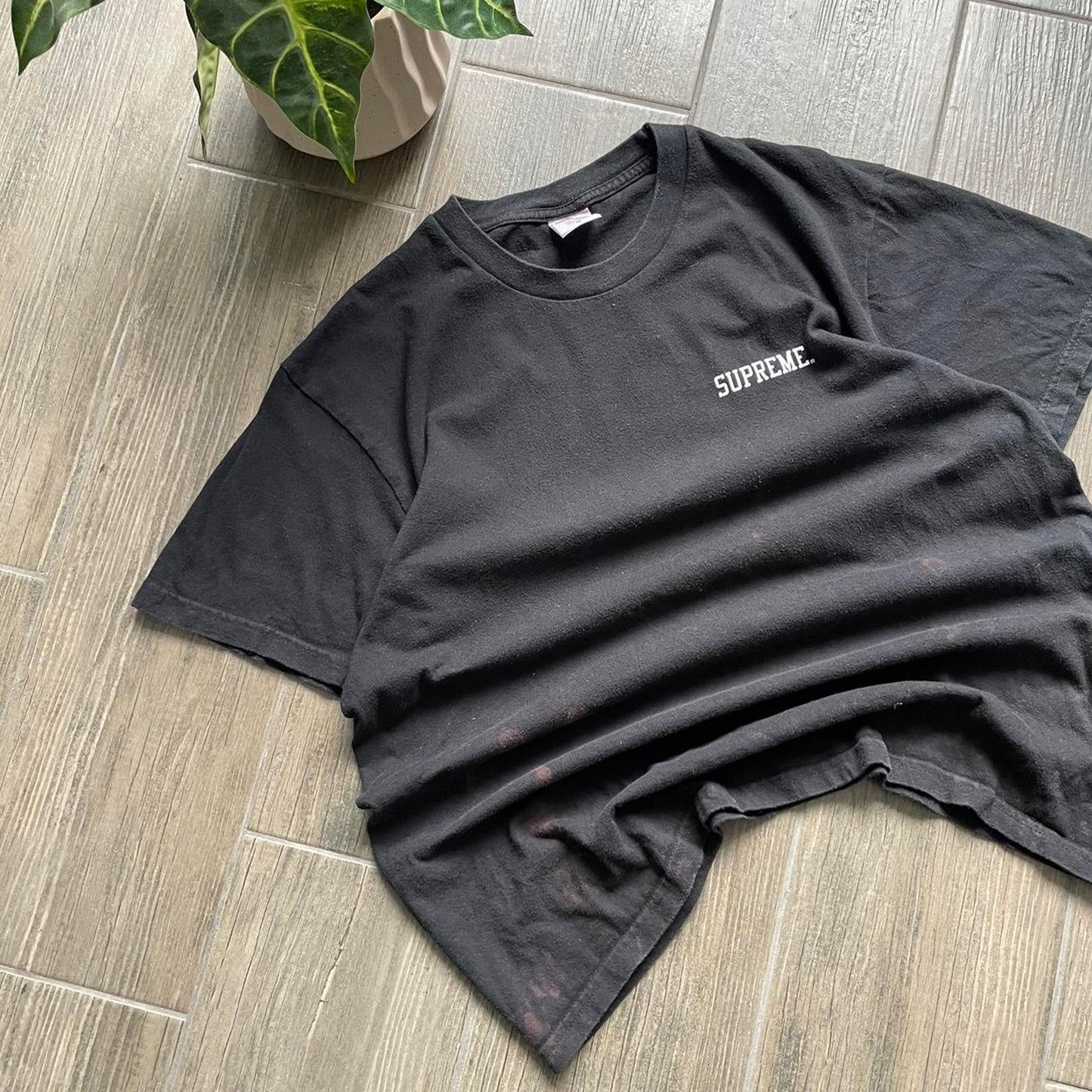 Supreme 100% authentic black tee