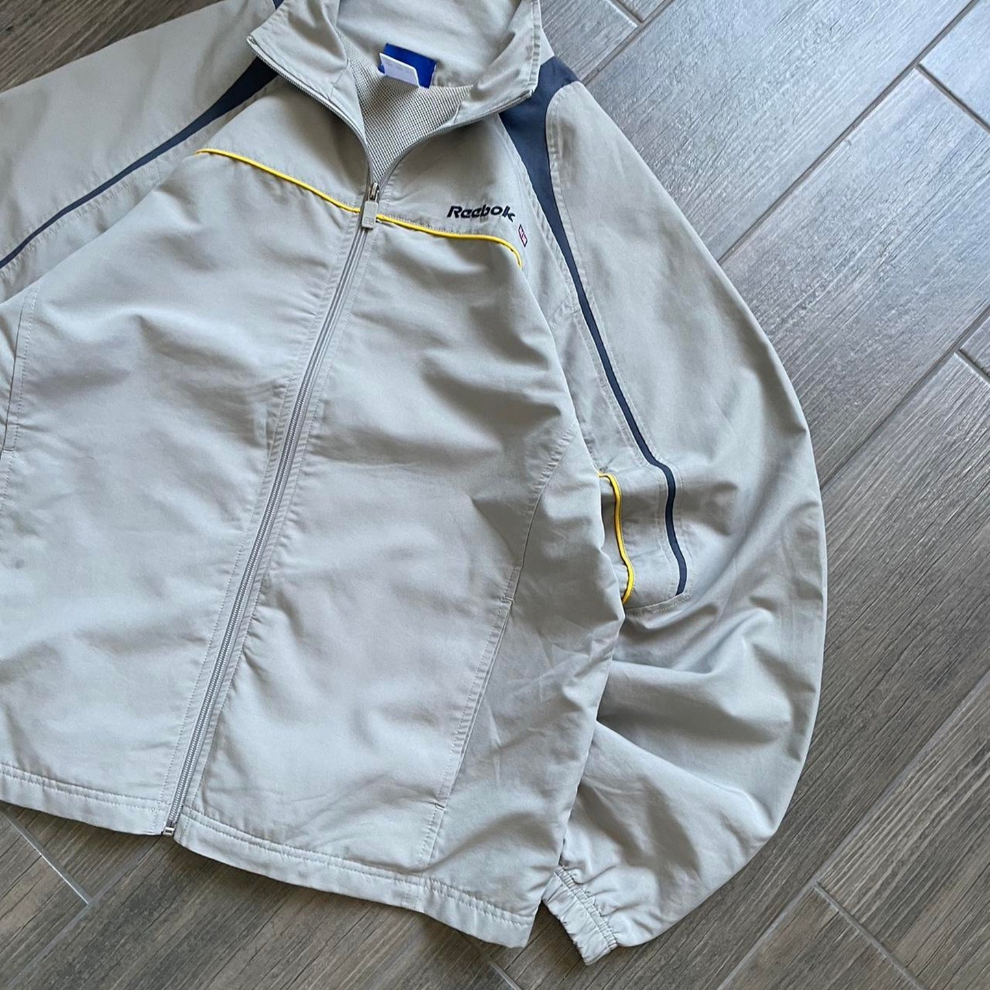 Reebok y2k baggy nylon jacket