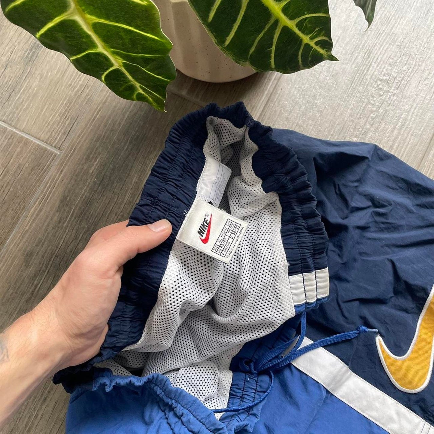 Nike big swoosh baggy summer shorts