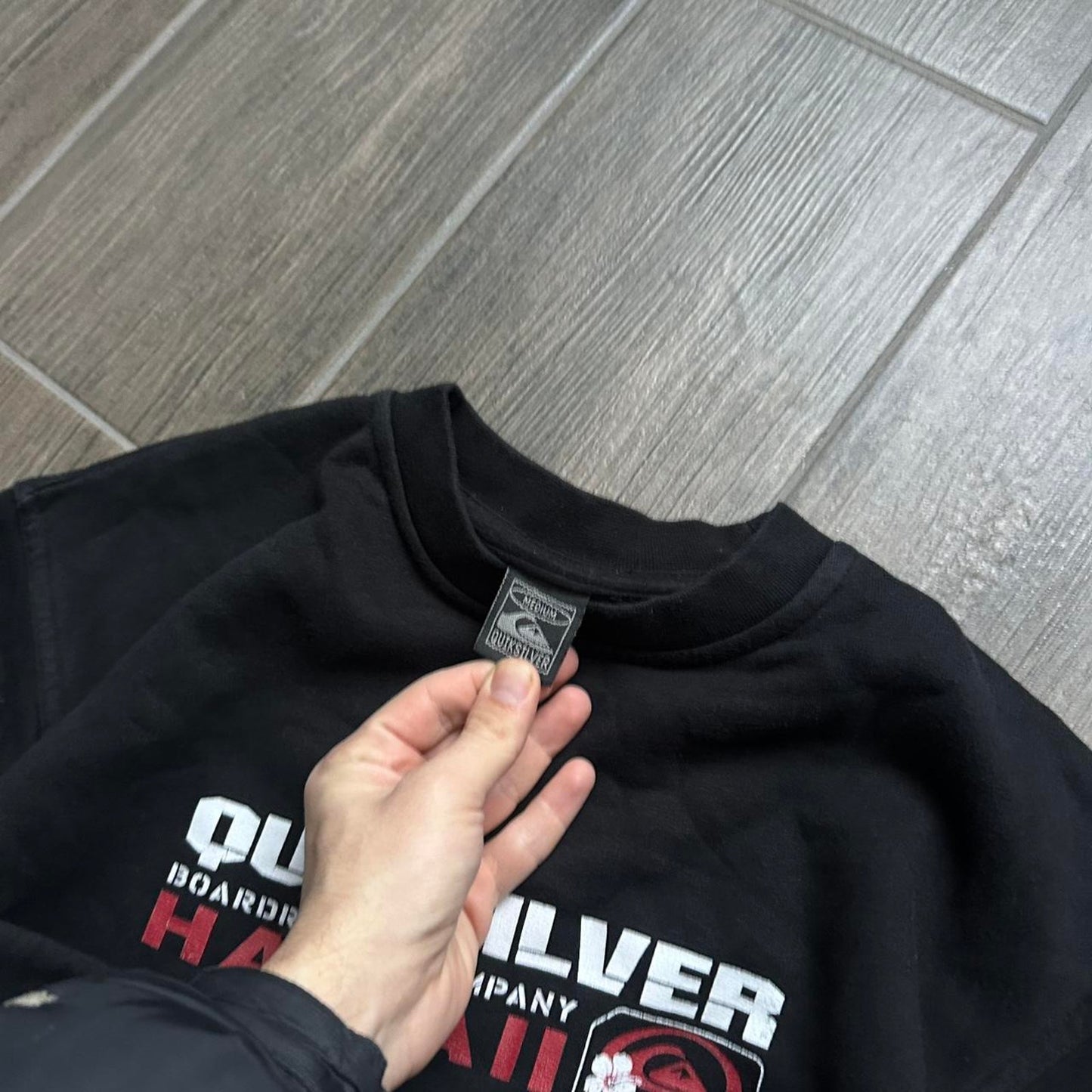 Quiksilver big logo y2k black sweatshirt