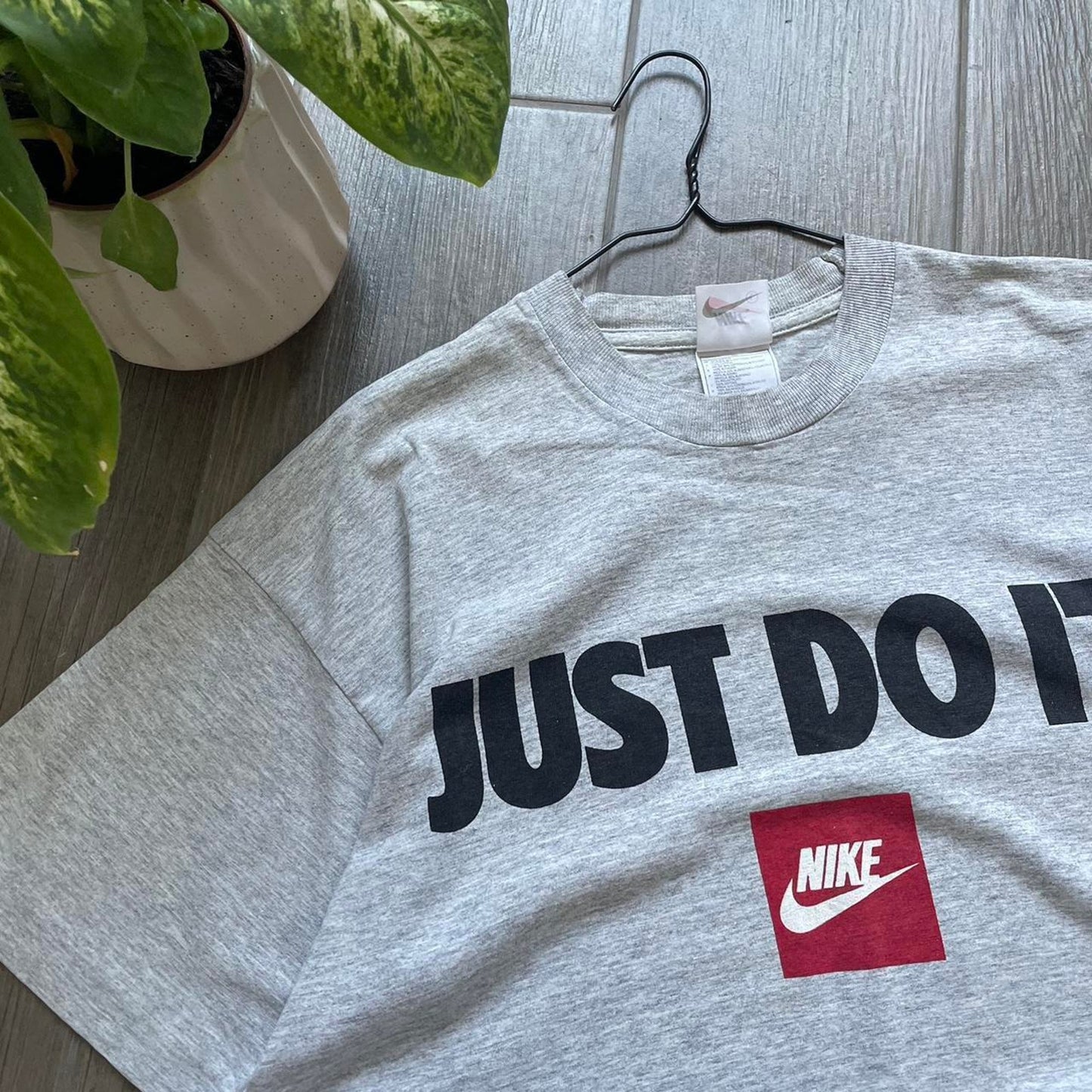 Nike retro 90s single stitch big logo t-shirt