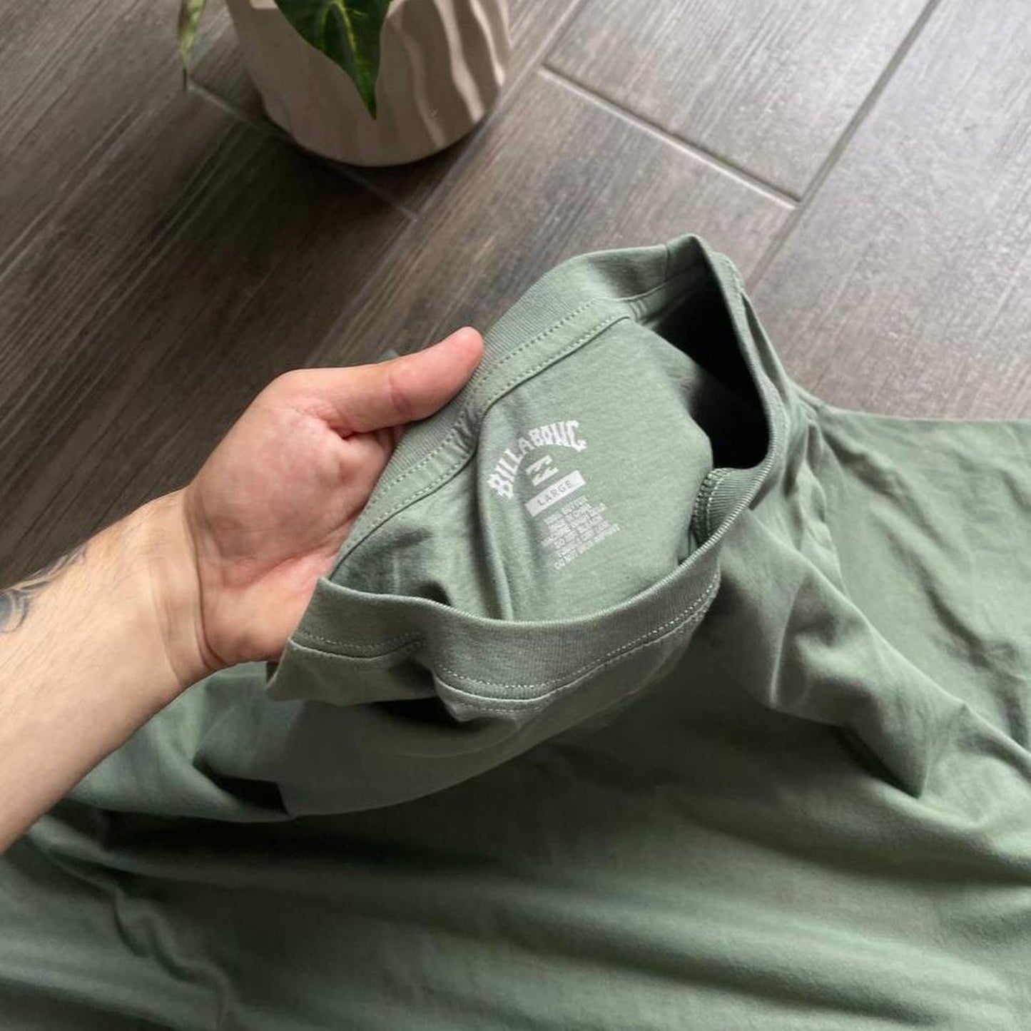 Billabong baggy surf y2k tee