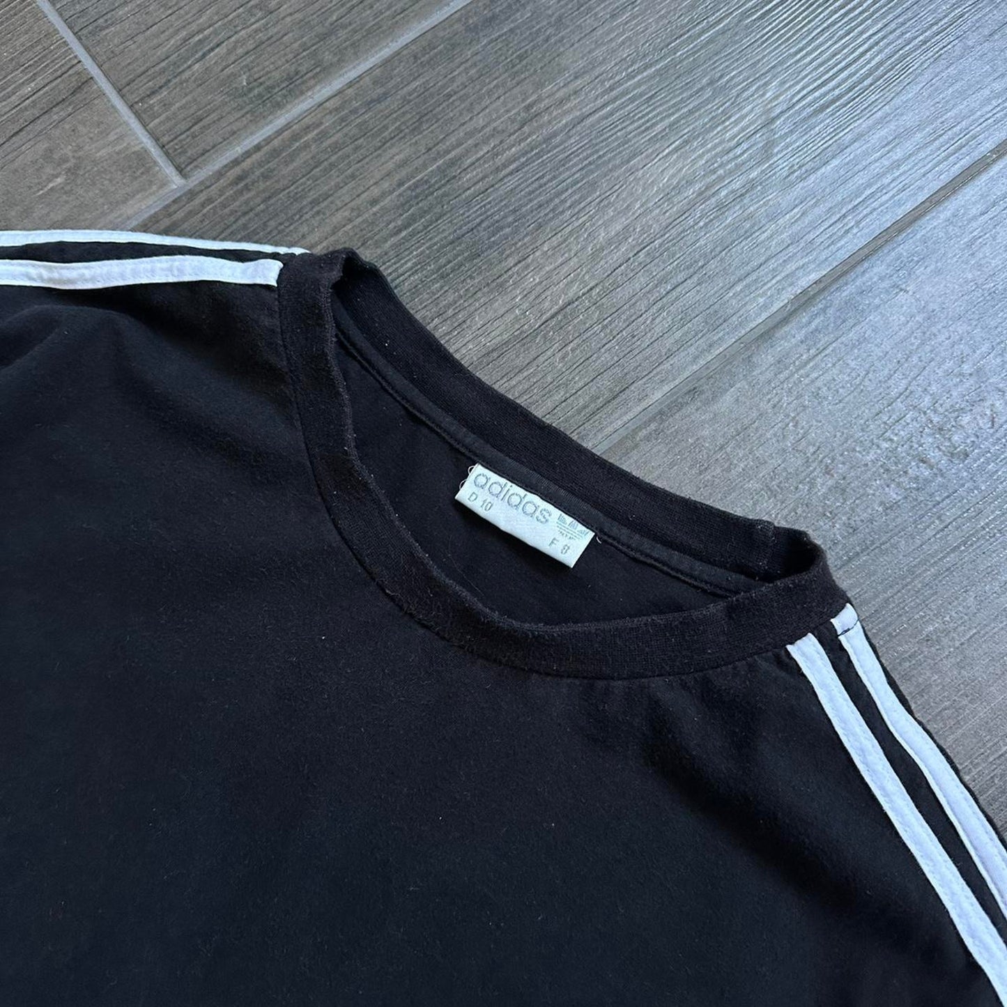 Adidas vintage tee