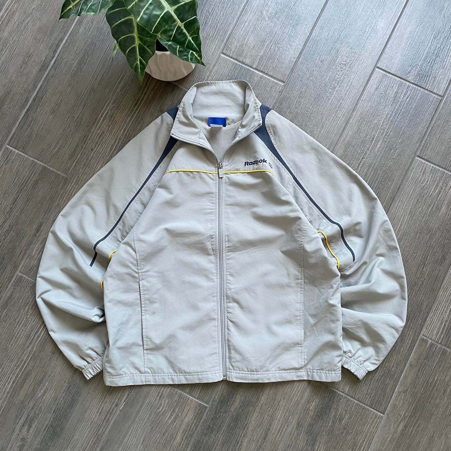 Reebok y2k baggy nylon jacket