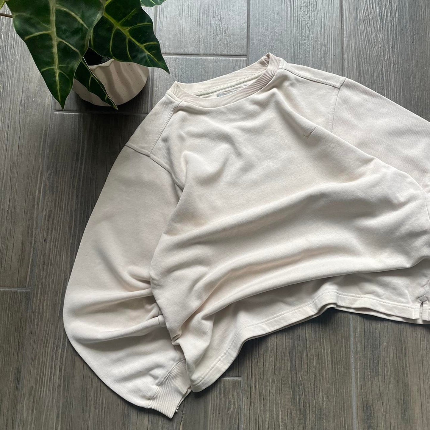 Nike swoosh y2k vintage sweatshirt