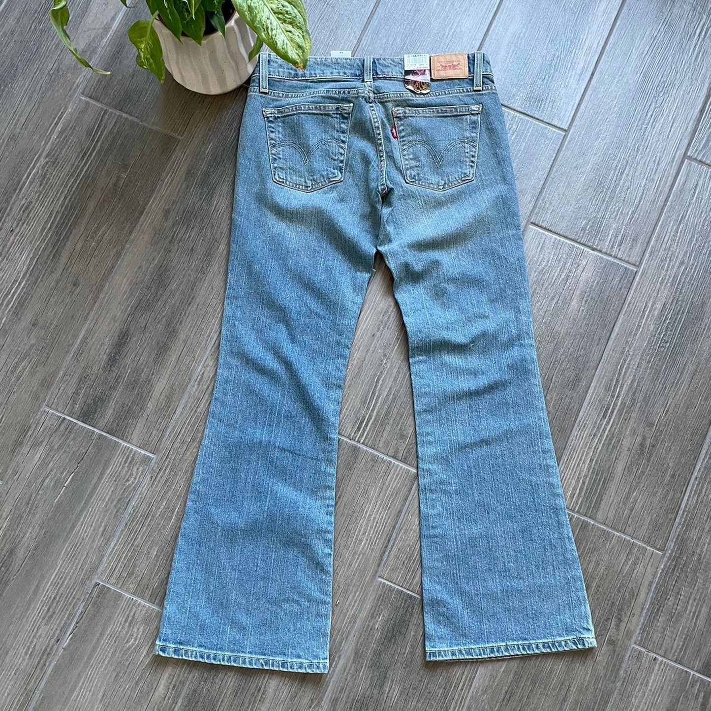 Levis 90s new! blue washed denim jeans