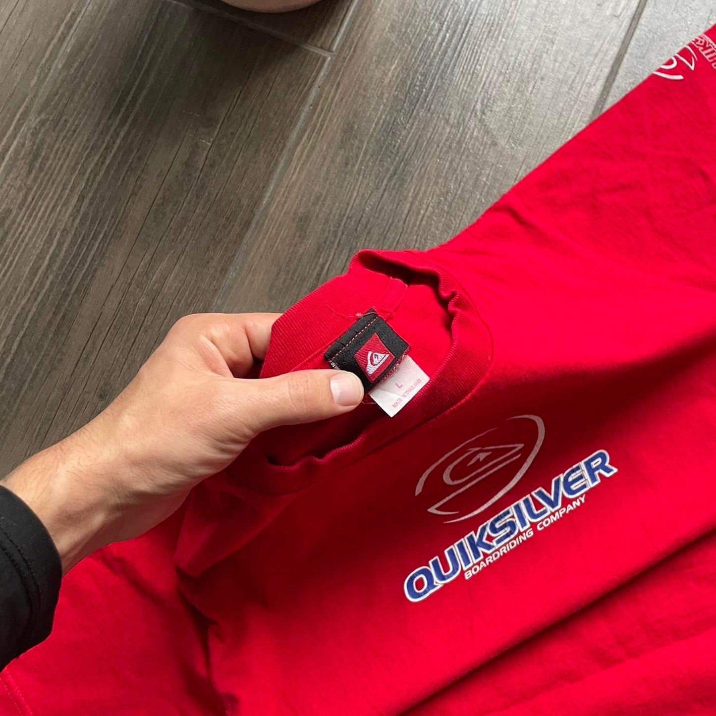 Quiksilver y2k big logo surf vintage S-M tee