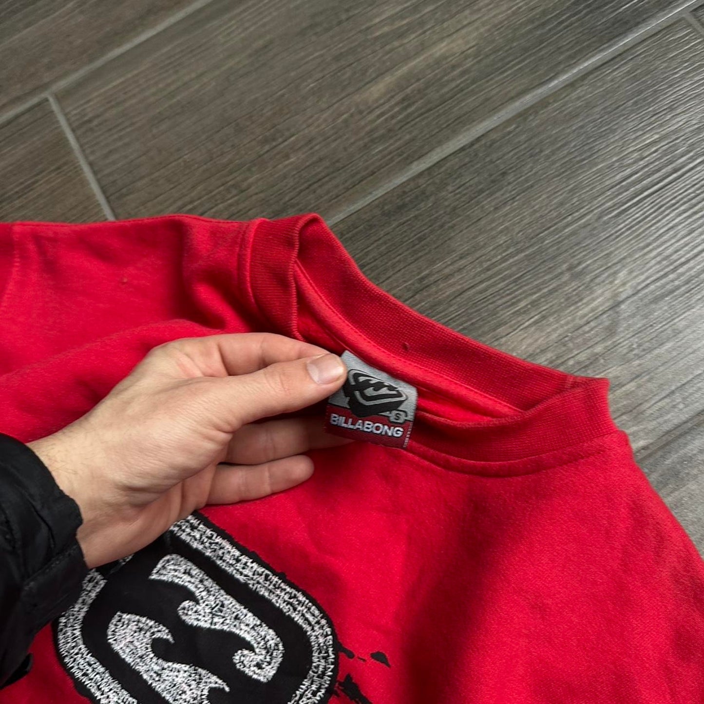 Billabong red crewneck sweatshirt