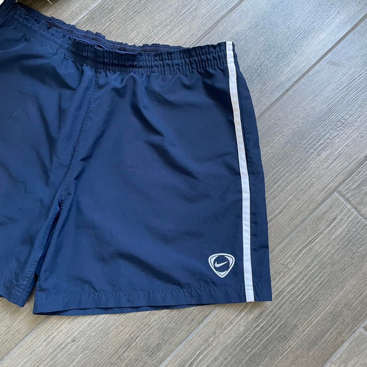 Nike y2k baggy nylon vintage shorts