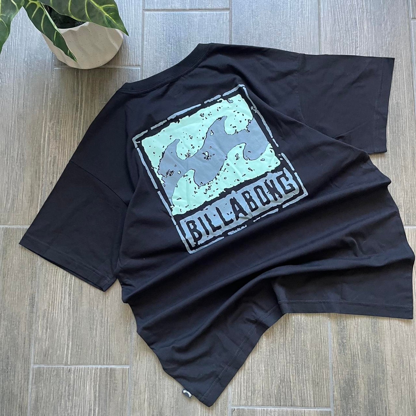 Billabong baggy surf y2k tee