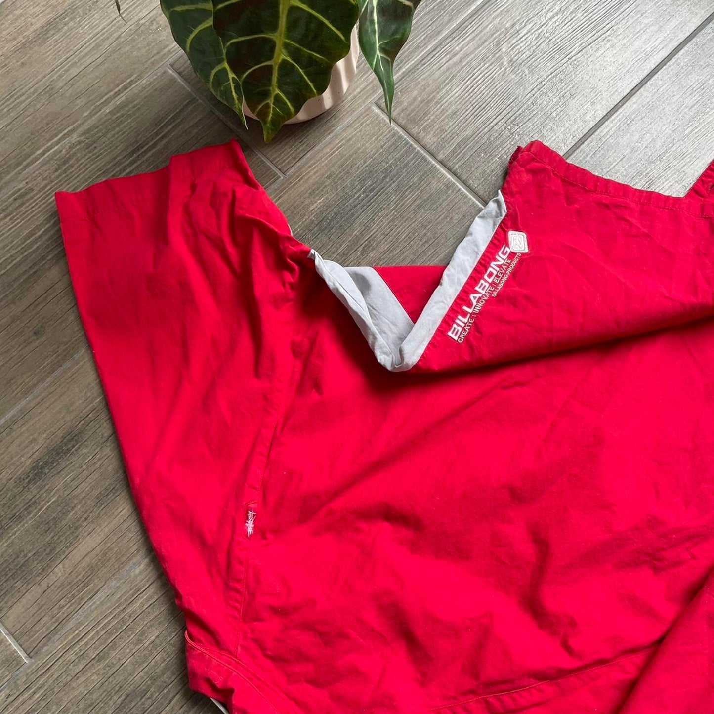Billabong Hawaii style summer surf shirt