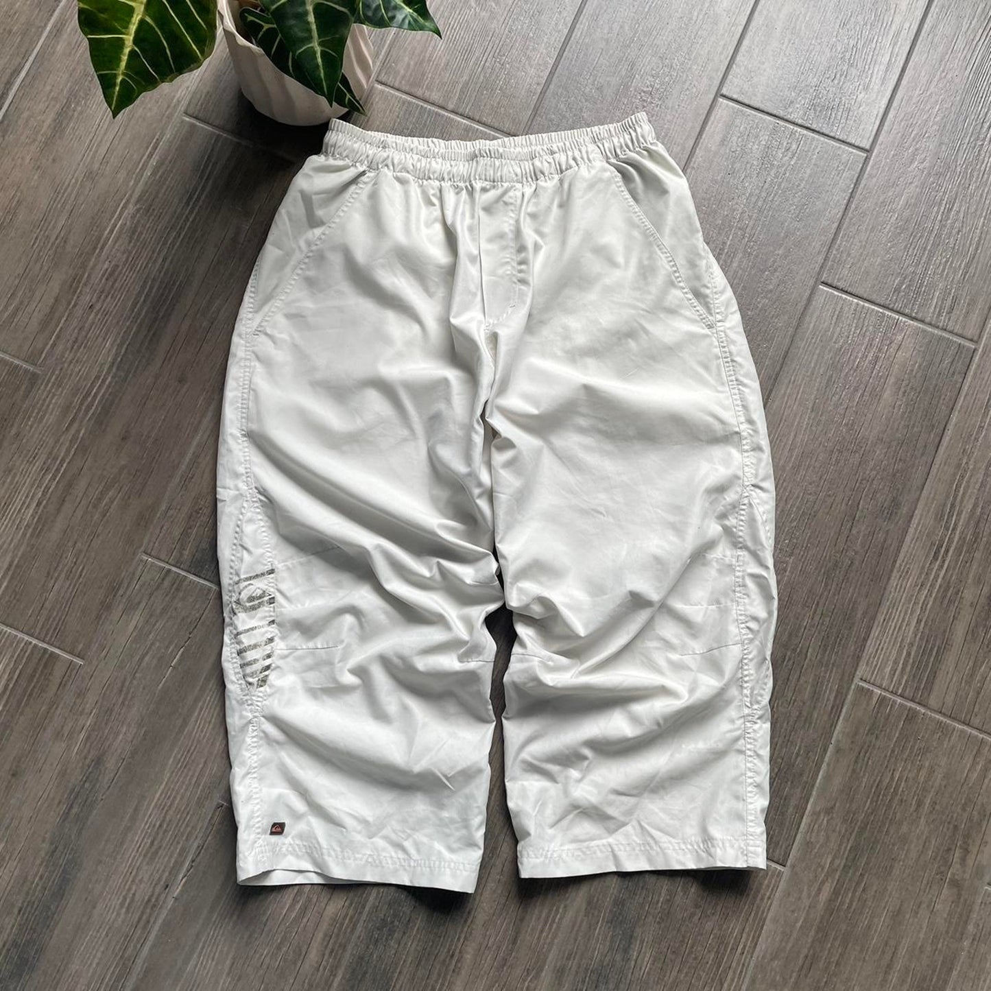 Quiksilver 1/3 y2k Japanese surf shorts