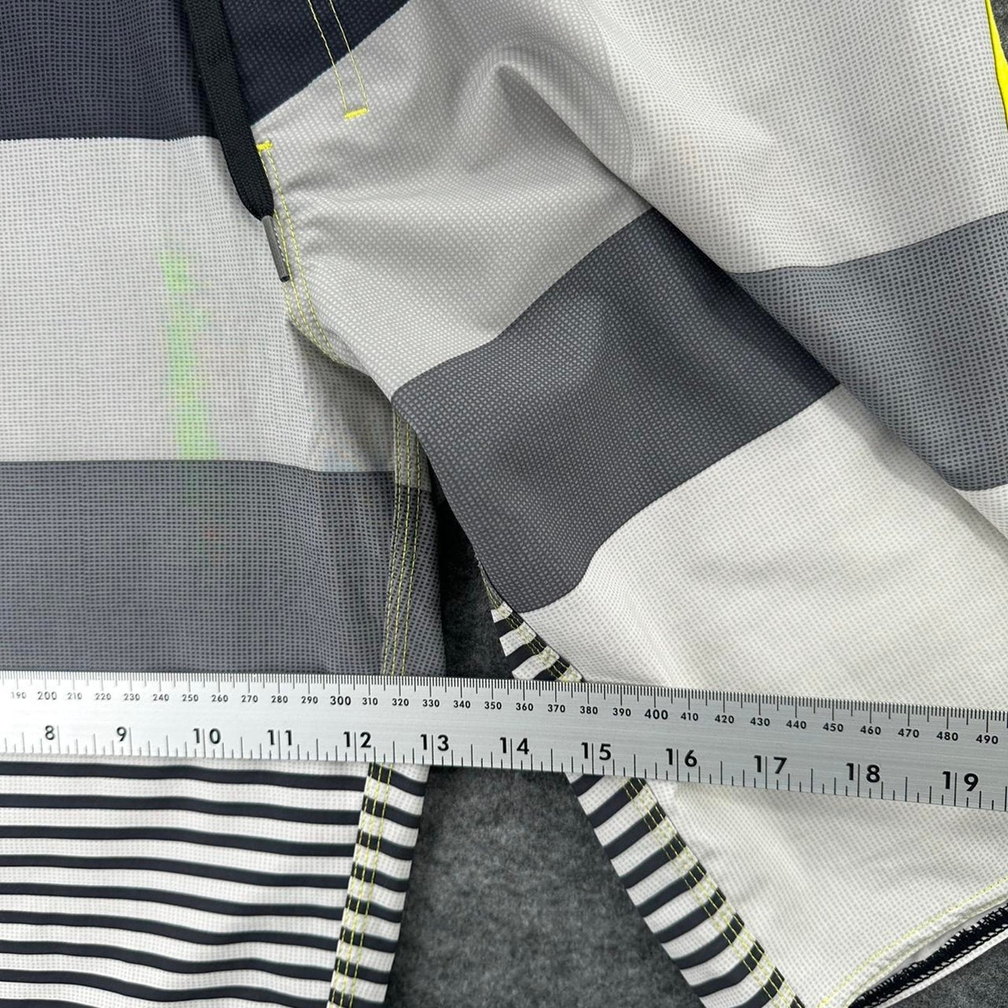 Billabong platinum multicoloured board shorts