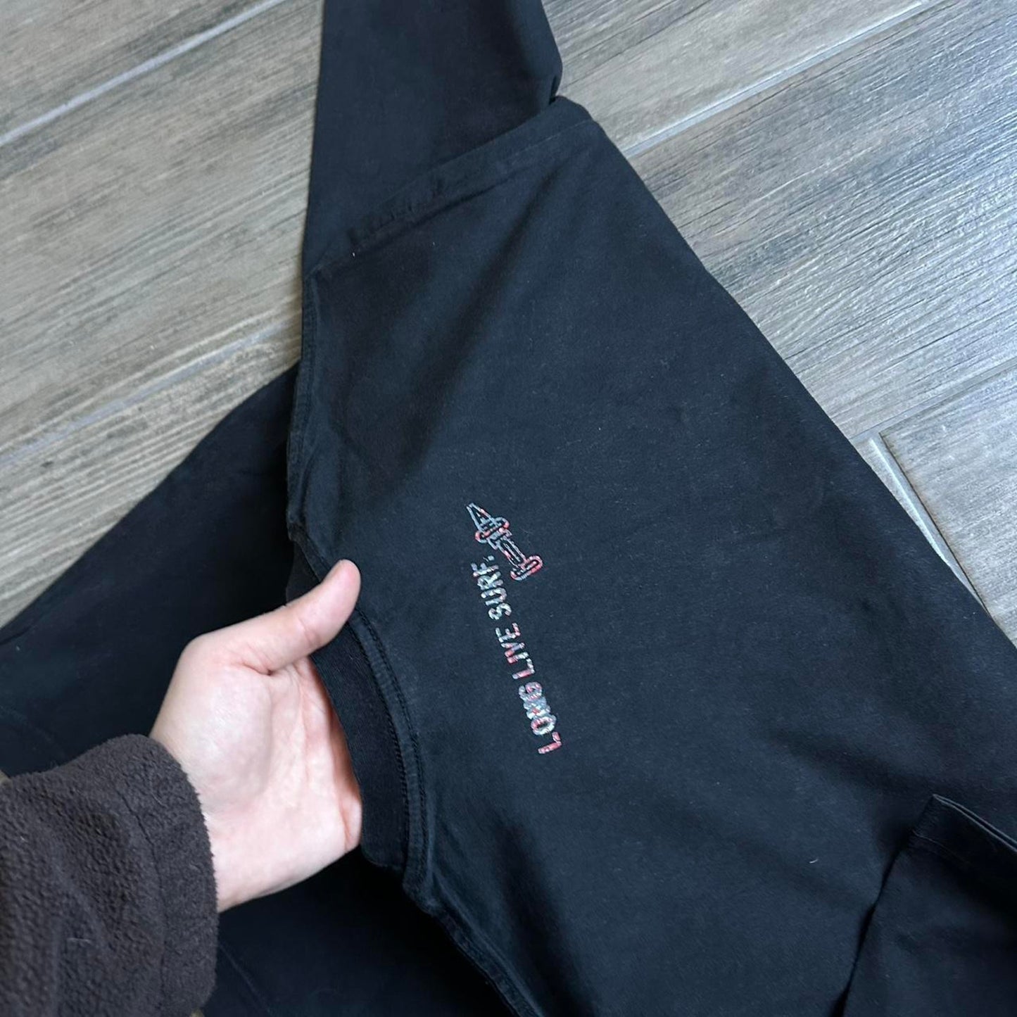 Gotcha y2k black vintage surf tee