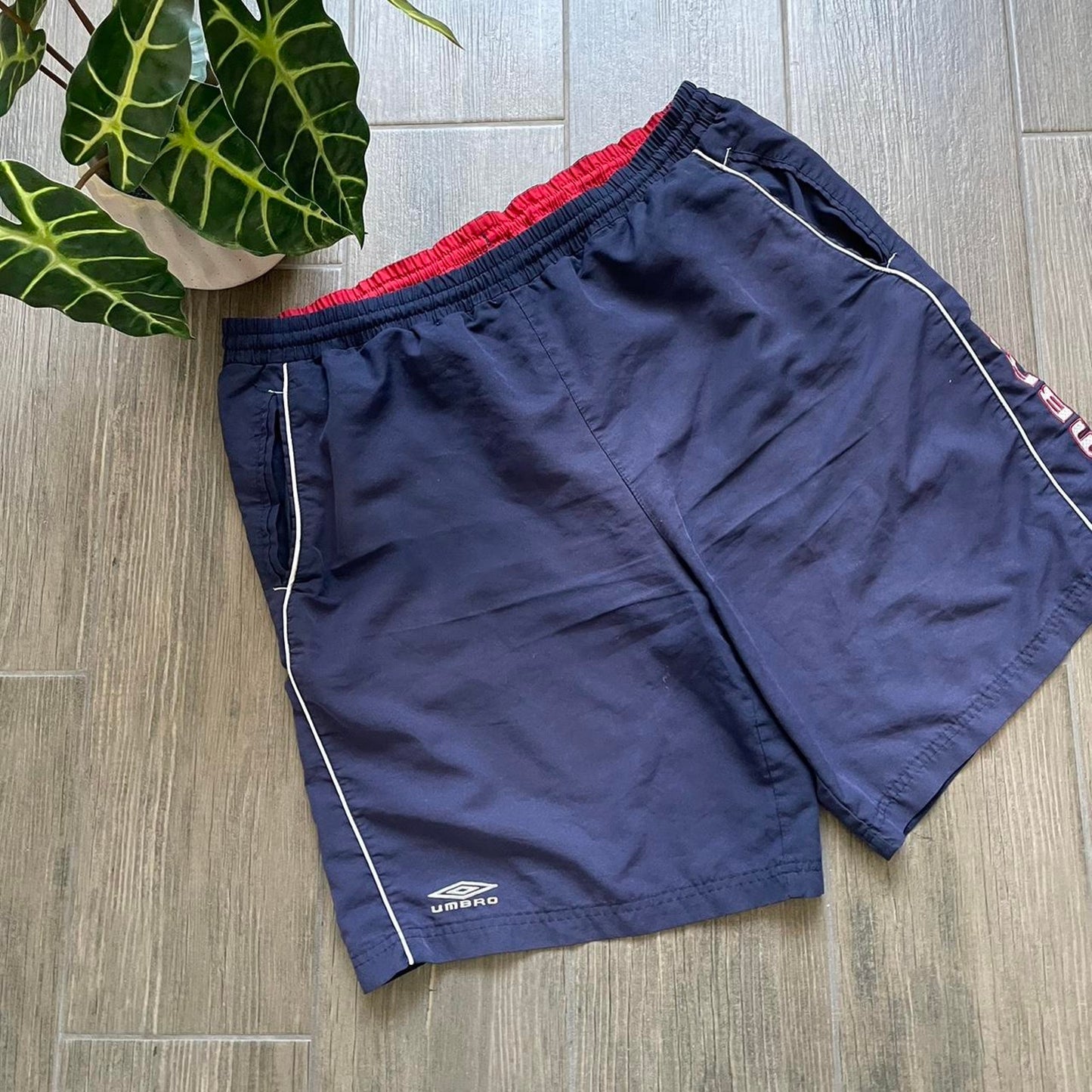 Umbro y2k navy summer shorts