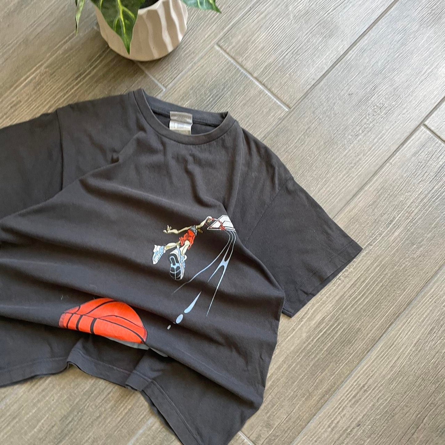 Nike basketball vintage baggy y2k tee