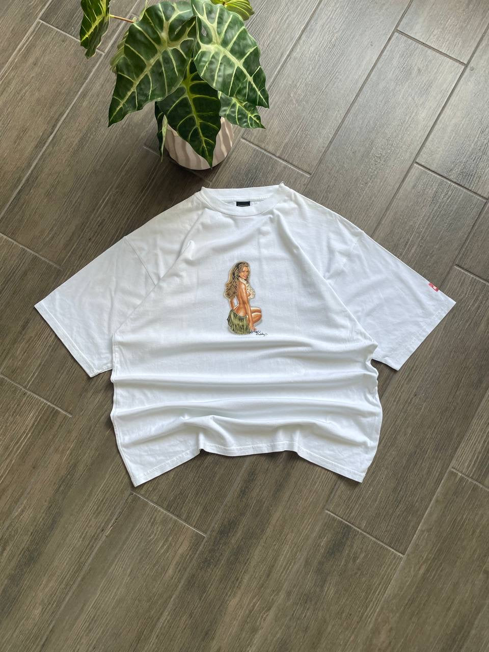 Billabong hawaiian girl white y2k tee