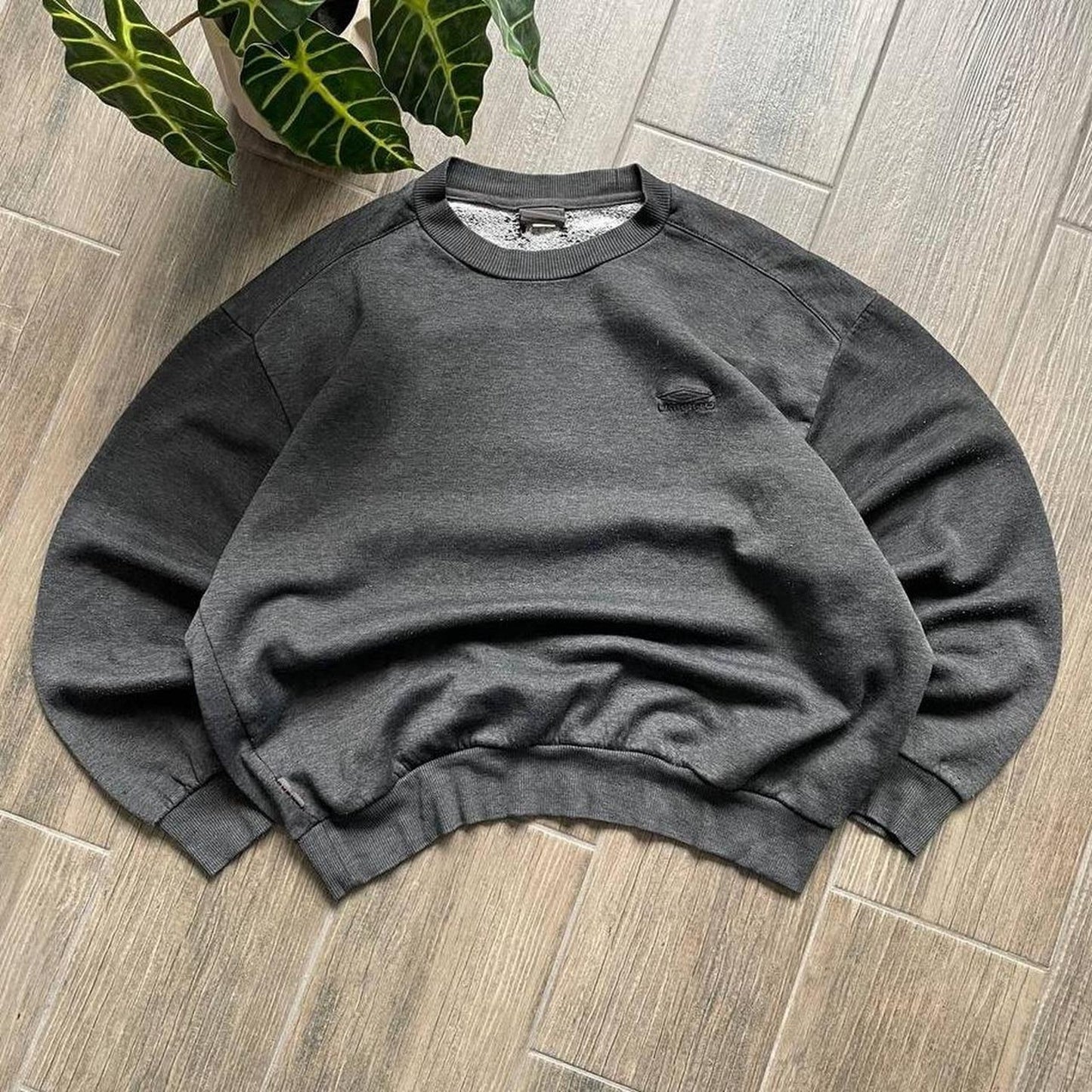 Umbro boxy fit y2k baggy vintage sweatshirt