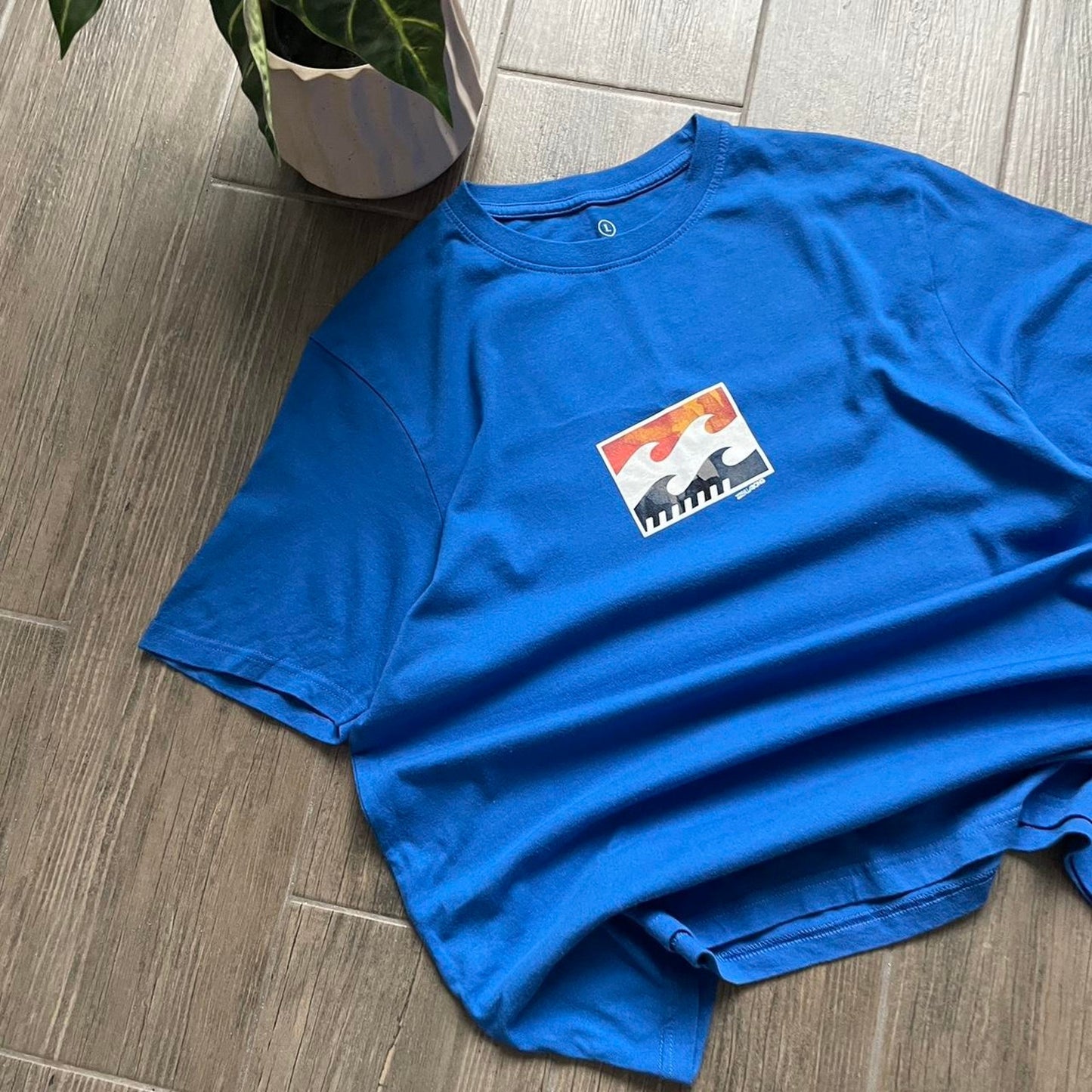 Billabong blue y2k tee