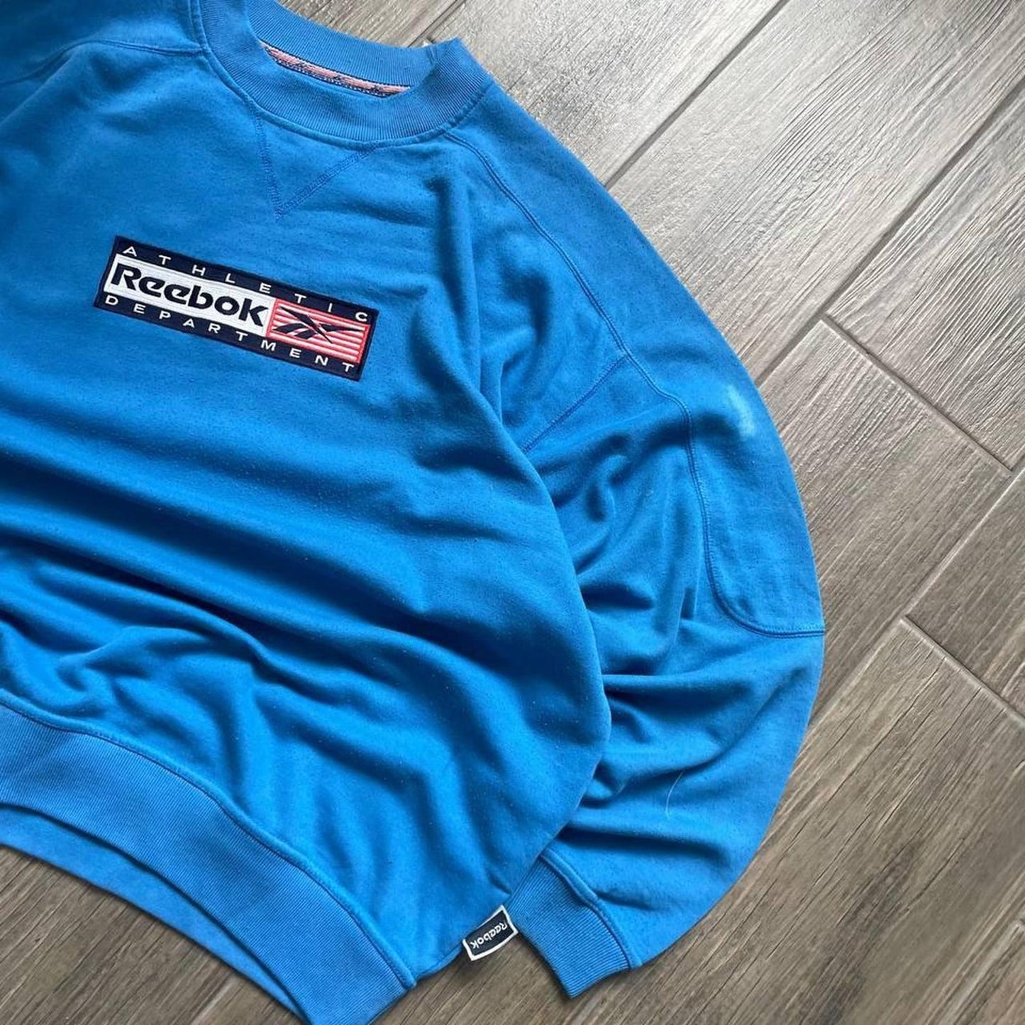 Reebok y2k sport vintage sweatshirt