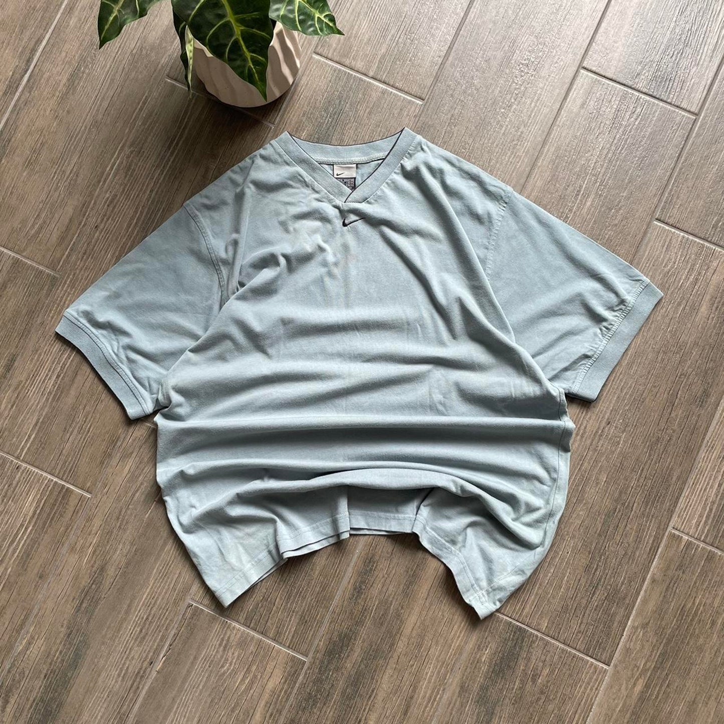 Nike swoosh vintage 90s baggy tee