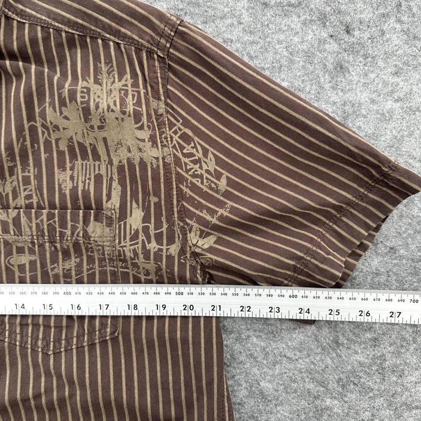 Y2k brown beige vertical