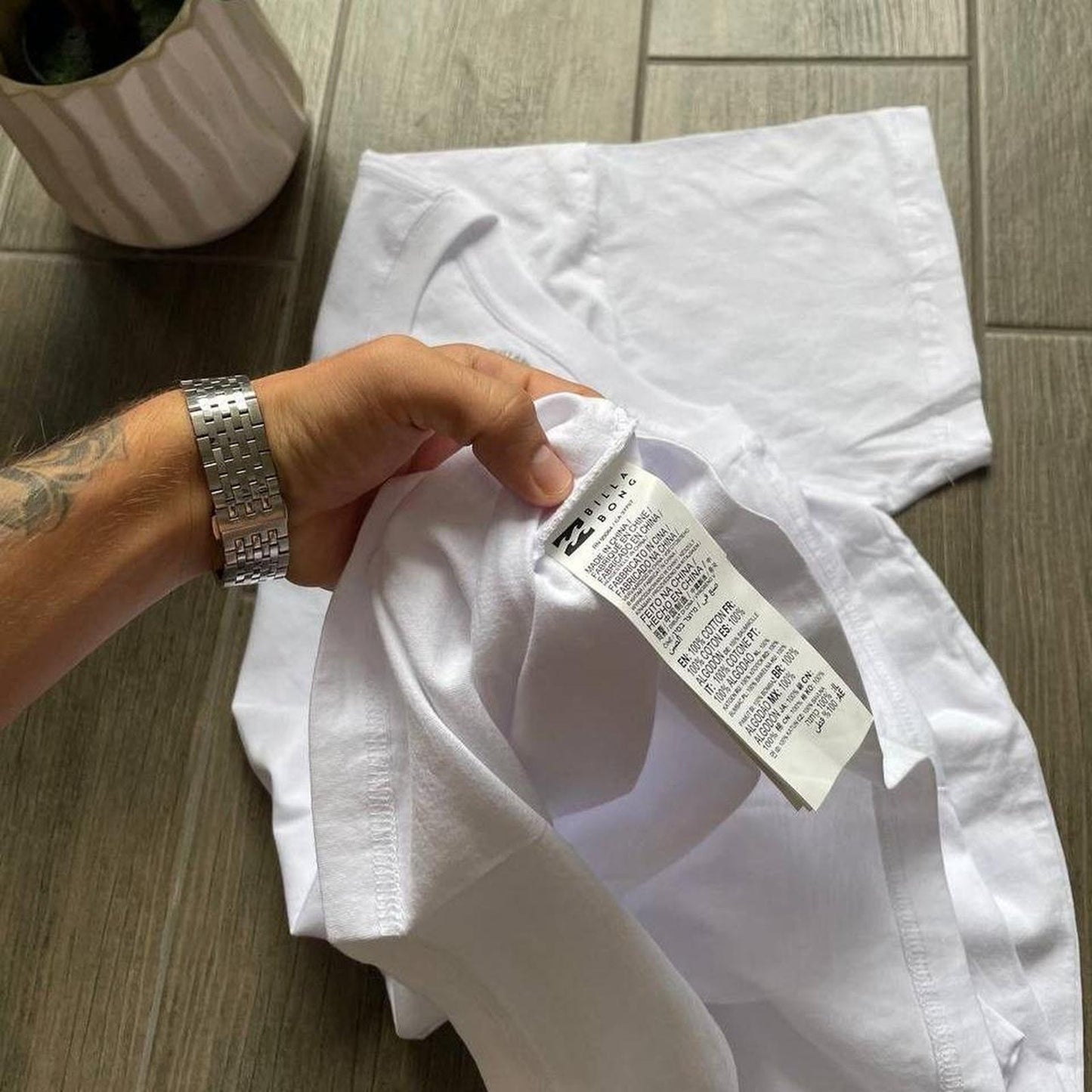 Billabong y2k baggy white vintage t-shirt