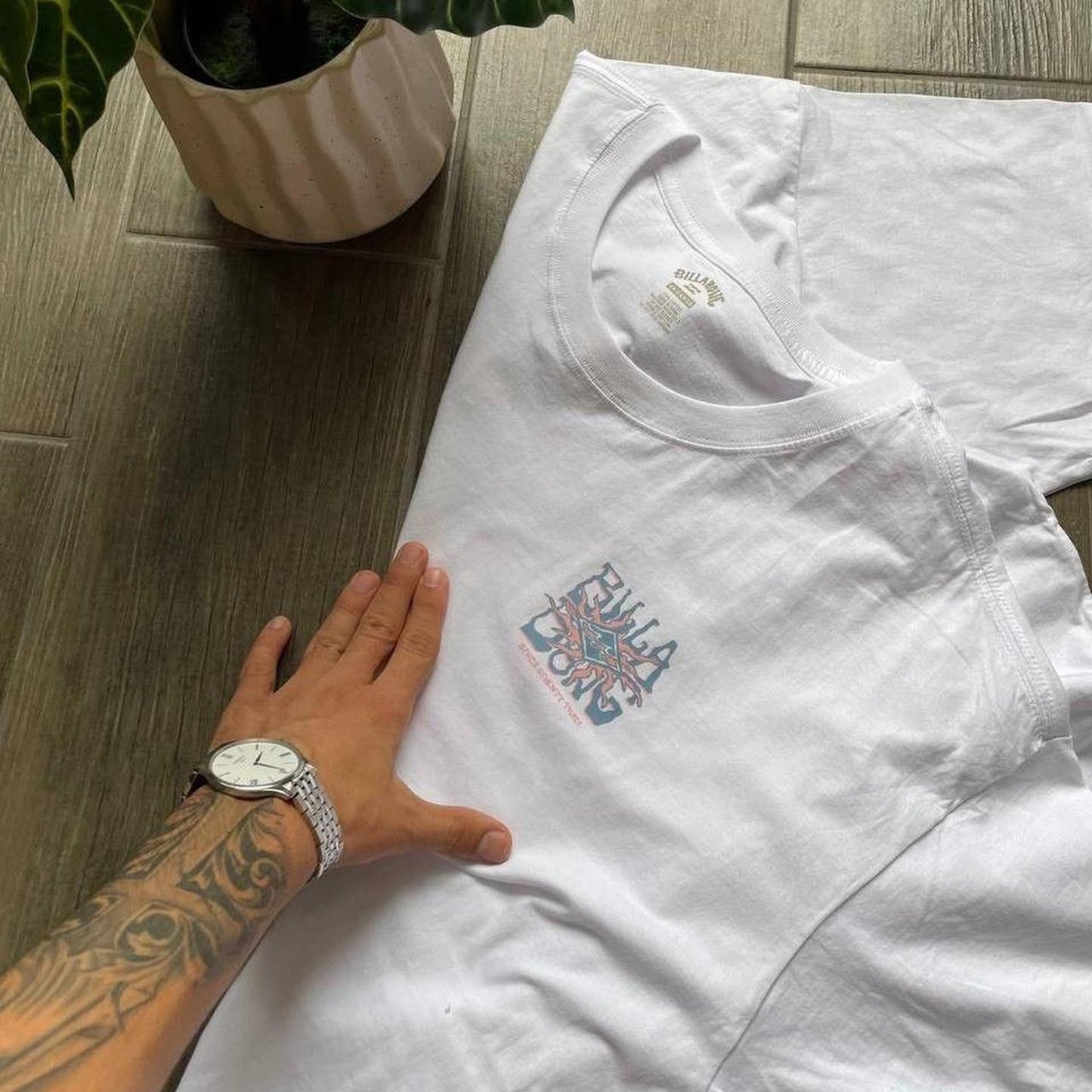 Billabong y2k baggy white vintage t-shirt