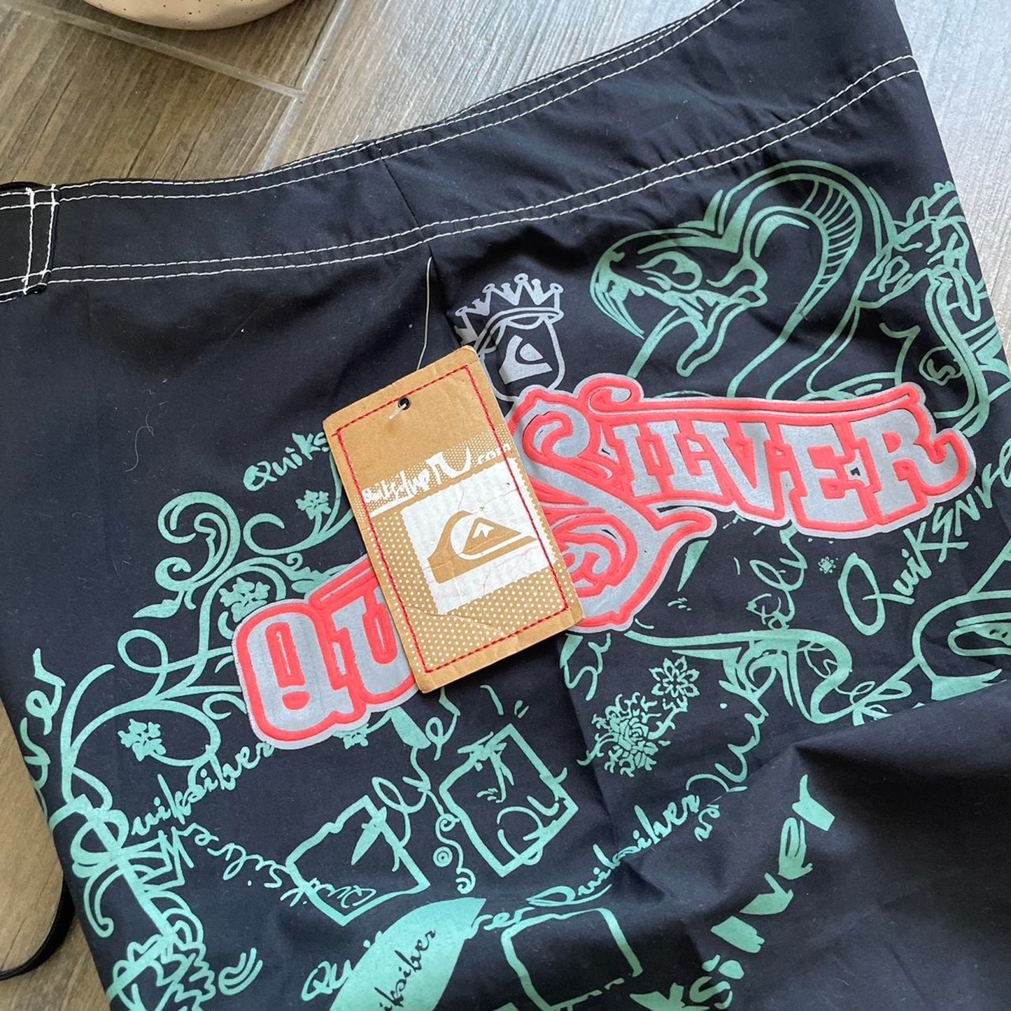 Quiksilver y2k board shorts