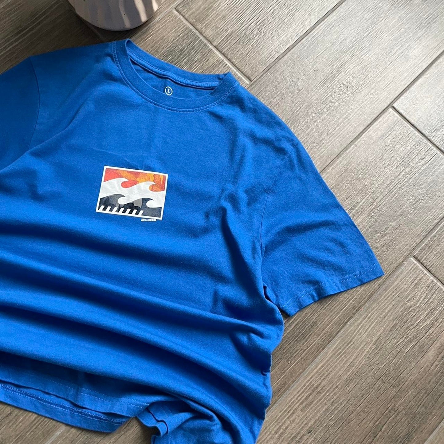 Billabong blue y2k tee