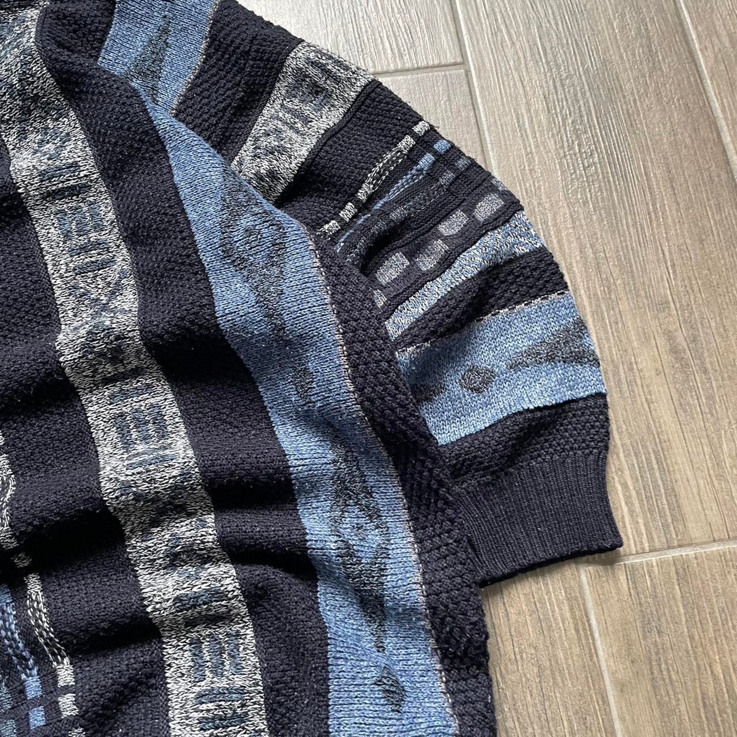 Coogi style vintage knitted sweater